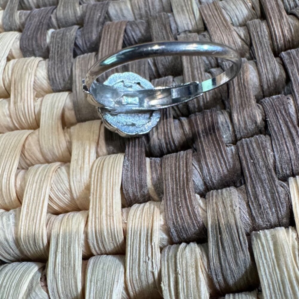 Star-Shaped Silver-Tone Crystal Ring With Adjustable Band - Picture 8 of 9